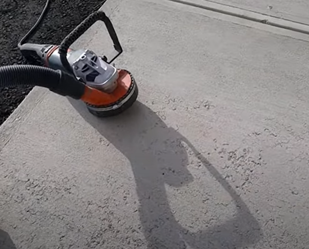 grinding to prepare spalled concrete for repair